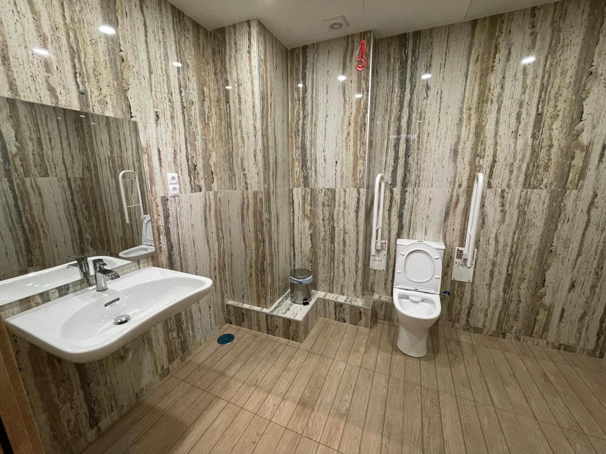 Velvet Hostels Pacifico Madrid Luaran gambar